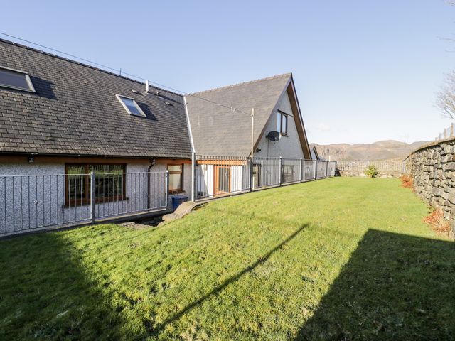 Y Tylwyth - 1147581 - photo 3
