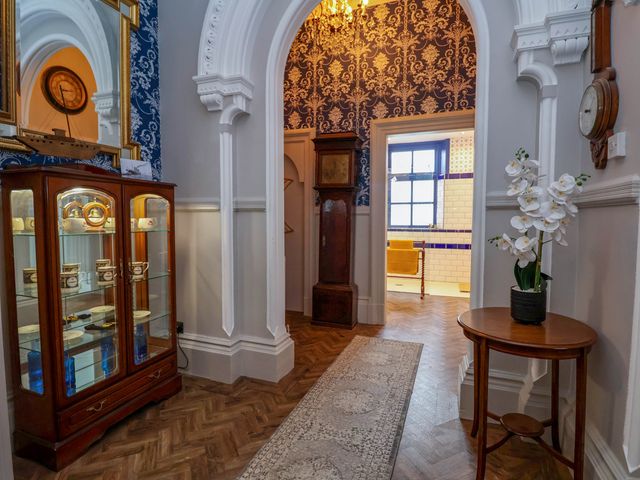 Ismay Lounge Apartment- Titanic Interest Beach View - 1147651 - photo 4