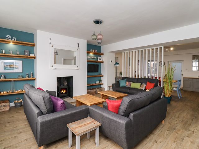 2A Front Street - 1148130 - photo 2