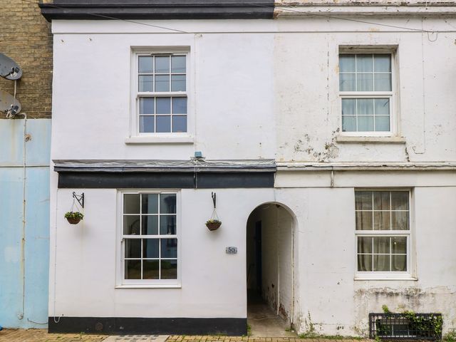 5A Castle Street - 1148236 - photo 2
