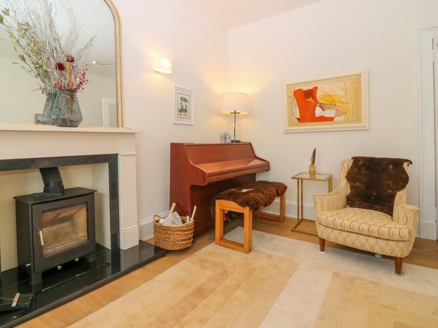 1A Carmelite Street - 1148764 - photo 5