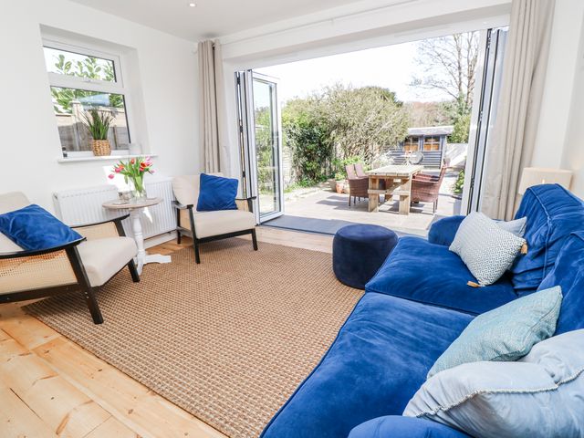 4 Copse Lane - 1148913 - photo 3