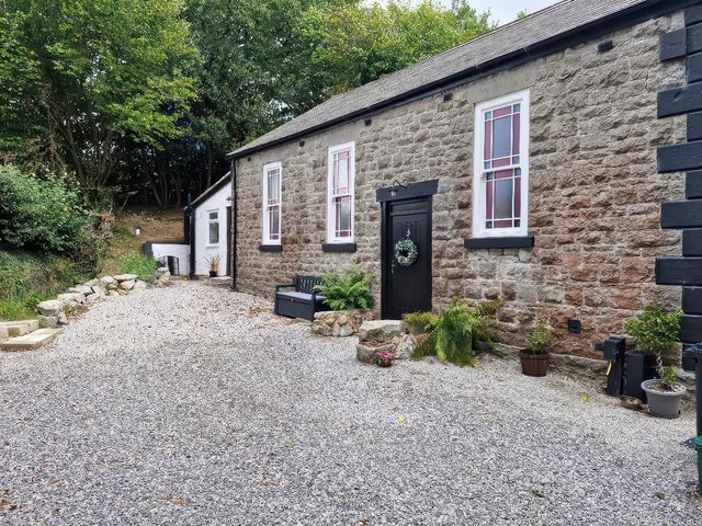 The Old Nant-y-Fflint Chapel - 1149119 - photo 1 