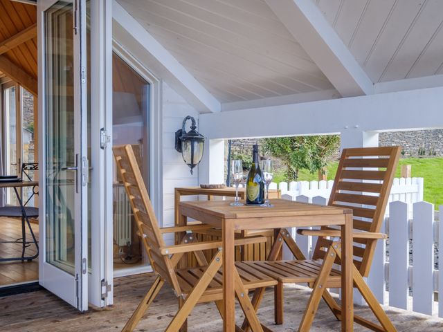 Lilymere Boat House - 1149646 - photo 4