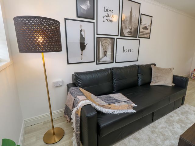 25 St. Benedict Road - 1150068 - photo 3