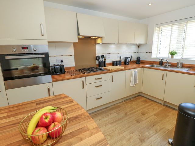 25 St. Benedict Road - 1150068 - photo 4