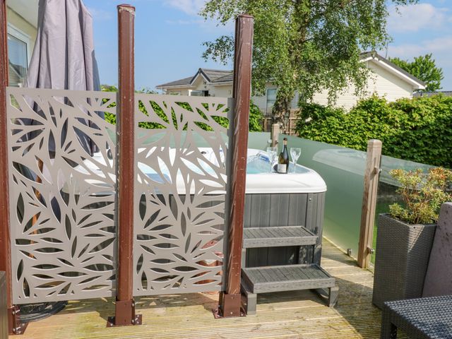 A and C Lodge-Plot 21 - 1150253 - photo 2