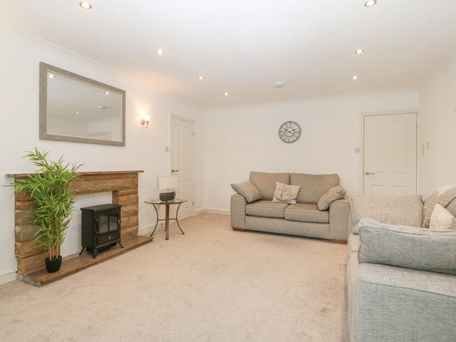 Riverview Apartment - 1150302 - photo 3