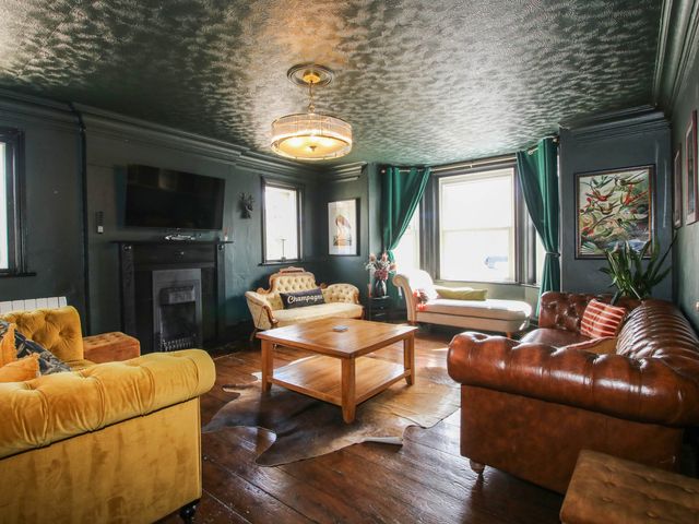 The Lodge - 1150431 - photo 5