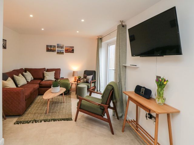 Martindale Cottage - 1150561 - photo 2