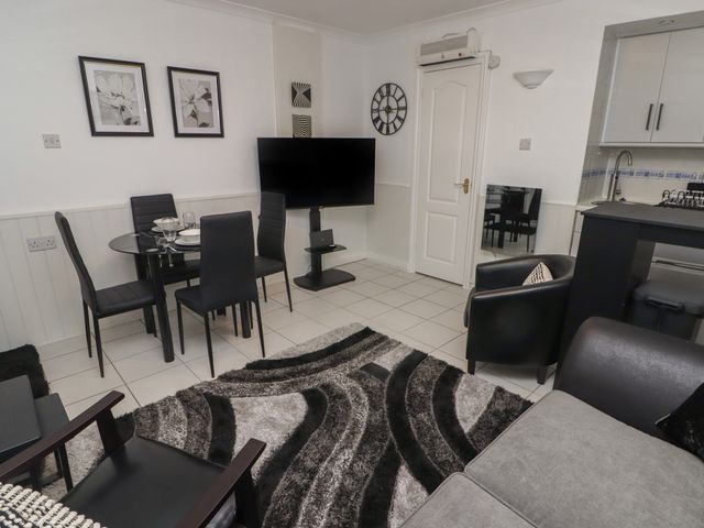 Flat 7 - 1151025 - photo 5