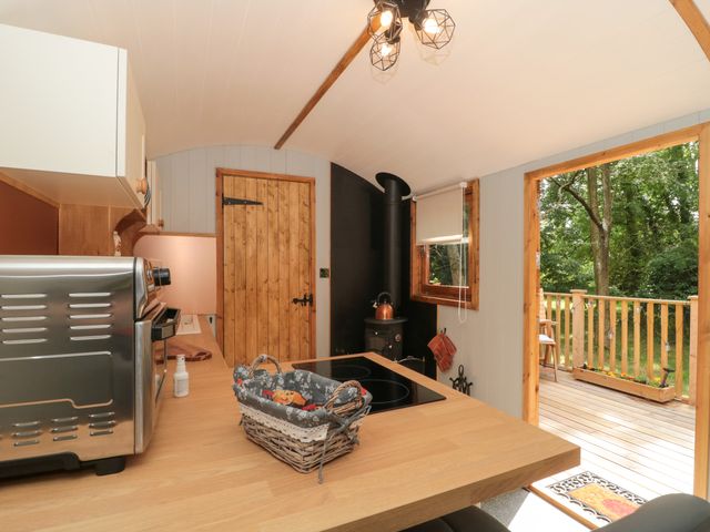 The Foxes Den Shepherds Hut - 1151420 - photo 4
