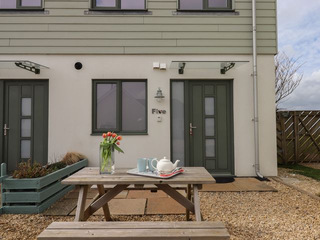 5 Ocean Reach - 1151552 - photo 2