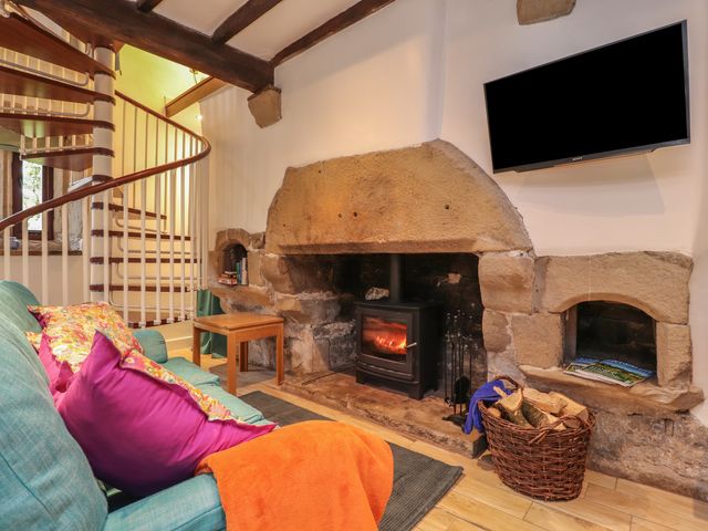 Pear Tree Cottage at Hey Farm - 1152208 - photo 4