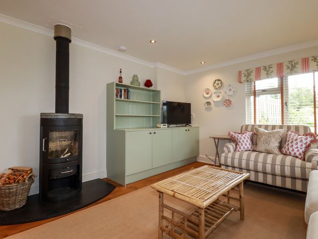 6 Trelawney Court - 1152352 - photo 5