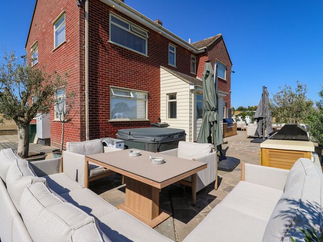 The Farmhouse - 1152471 - photo 2