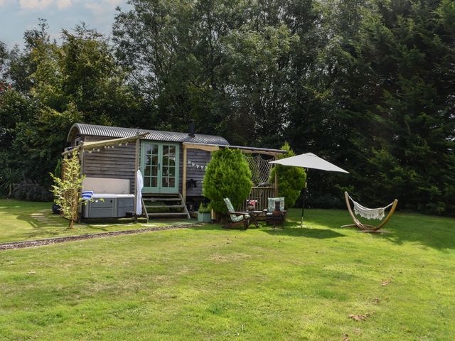 Burr 1 Shepherds Hut - 1152605 - photo 1