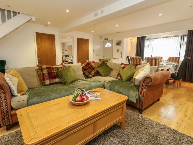 Chickerell House - 1152691 - photo 3