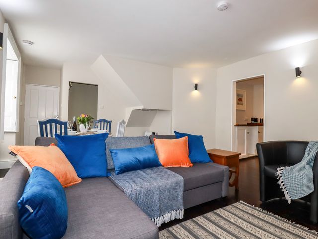 Carew House Cottage - 1153190 - photo 4