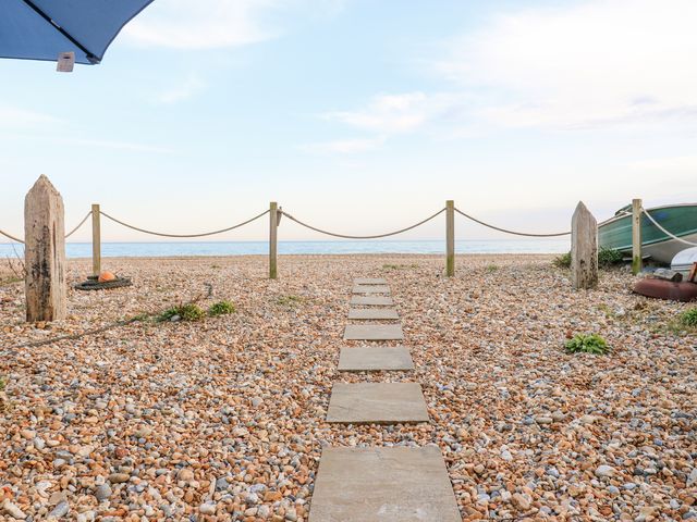 Bucket and Spades- Right on the Beach - 1153335 - photo 3
