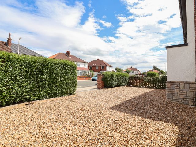 7 Grantham Road - 1154176 - photo 3