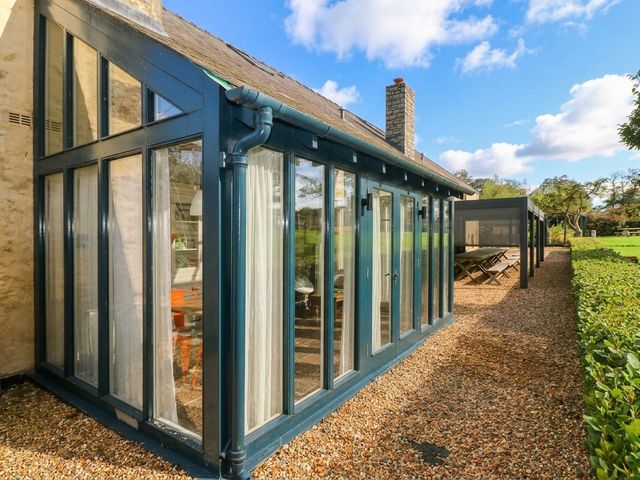 The Coach House at Gileston Manor - 1155517 - photo 2