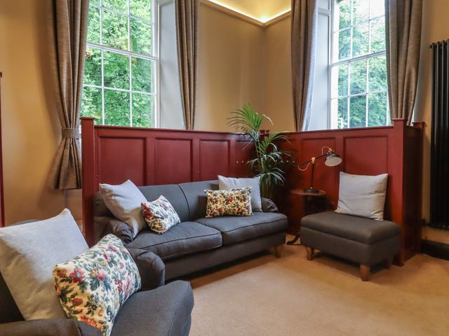 The Court - 1155603 - photo 2