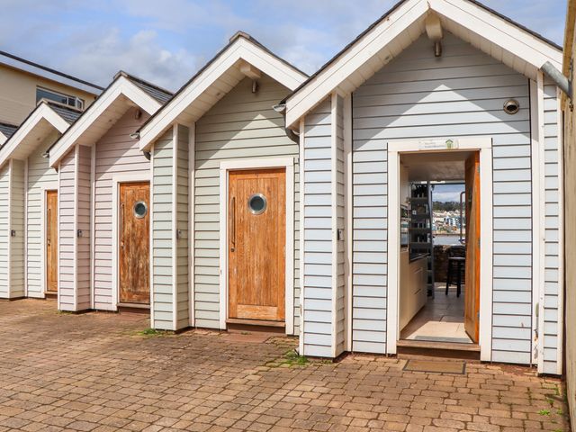 Beach Hut 5 - 1155936 - photo 2
