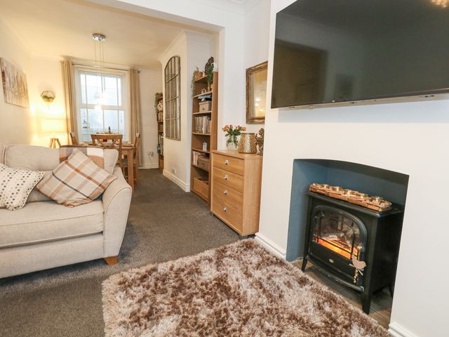 Garibaldi Cottage - 1156408 - photo 4