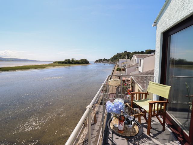 Estuary Escape - 1156485 - photo 3