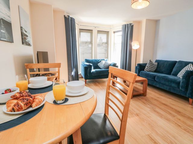 Apartment 17, St. John's - 1156617 - photo 5