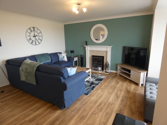 Flat 1, Sandridge Court - 1156635 - photo 2
