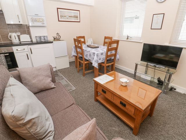Greenwood Apartment - 1156666 - photo 2