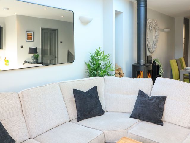 4 Alma Terrace - 1157086 - photo 3