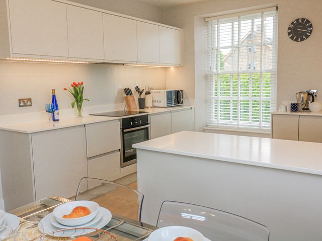 4 The Manor House Hillfield Village - 1157258 - photo 5