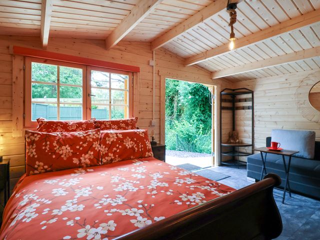 Log Cabin - Amber Glow - 1157649 - photo 2