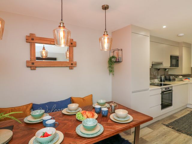 2 De Courcey House - 1158843 - photo 5