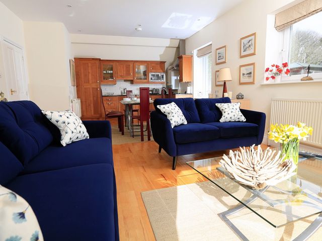6 Grafton Towers - 1158980 - photo 5