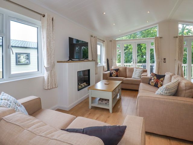 43 The Maples - 1159040 - photo 2