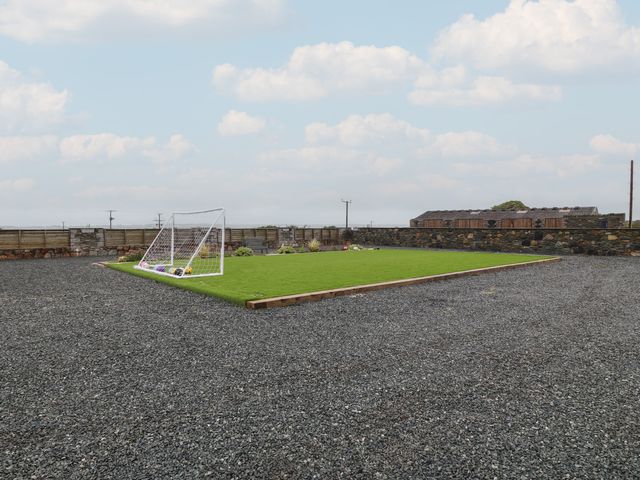 Caeau Gwynion Farm - 1159640 - photo 3