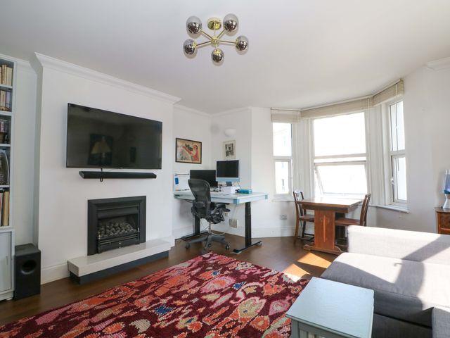 Fairhazel Apartment - 1159934 - photo 2