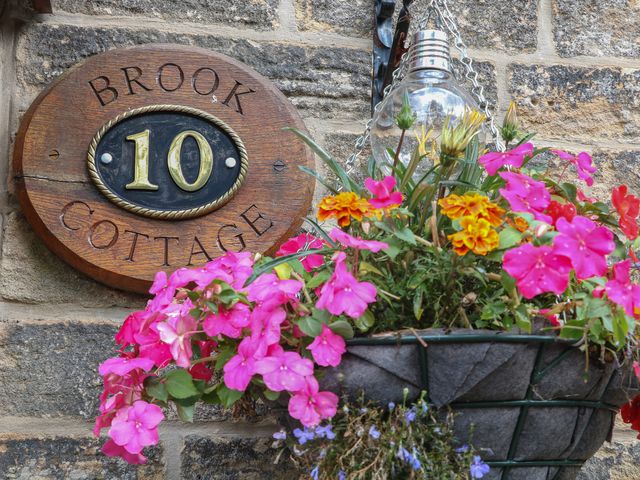 Brook Cottage - 1160128 - photo 4