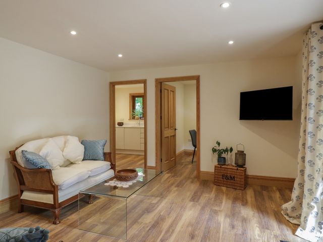 Yew Tree Cottage - 1160229 - photo 5