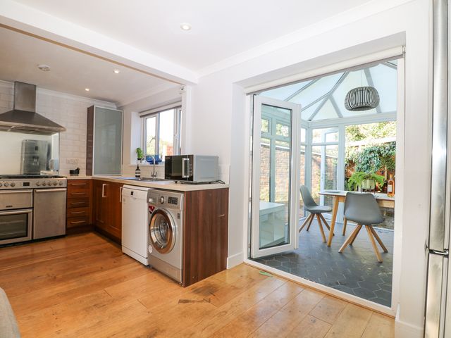 7 Daltons Place - 1160622 - photo 3