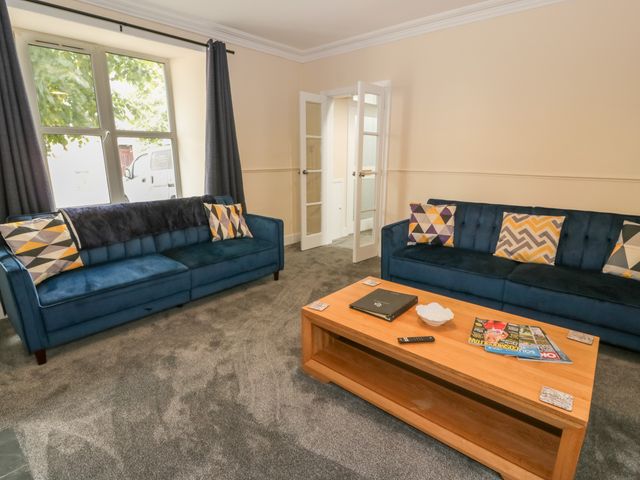 West Morton House - 1160782 - photo 4