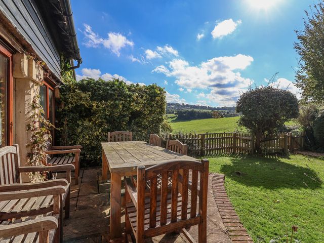 Highgrove Barn - 1160924 - photo 3