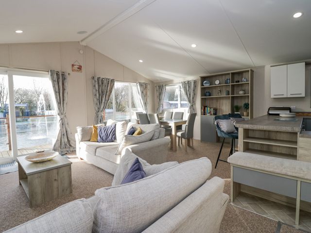 The Three Bears Lodge, Coniston Drive 11 - 1161092 - photo 4