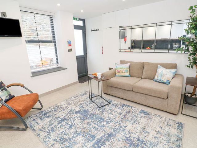 2A Salubrious Terrace - 1161321 - photo 3