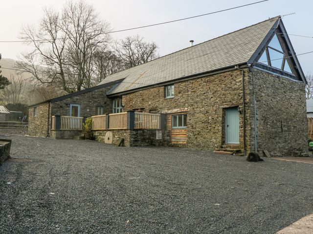 White Haywood Barn photo 1