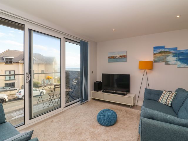 7 Warren Edge Close - 1161992 - photo 5